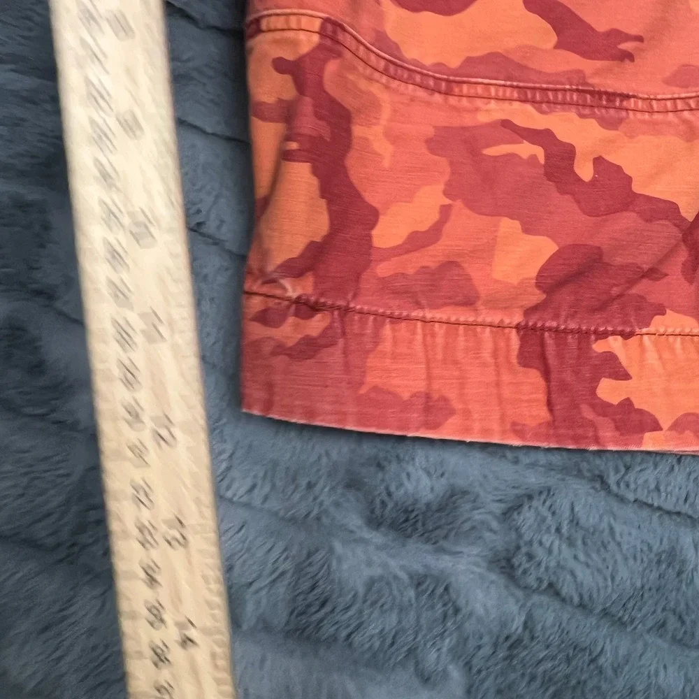 Levis Mens Orange Camo Cargo Shorts Size 40 Cotton Utility Streetwear Camouflage
